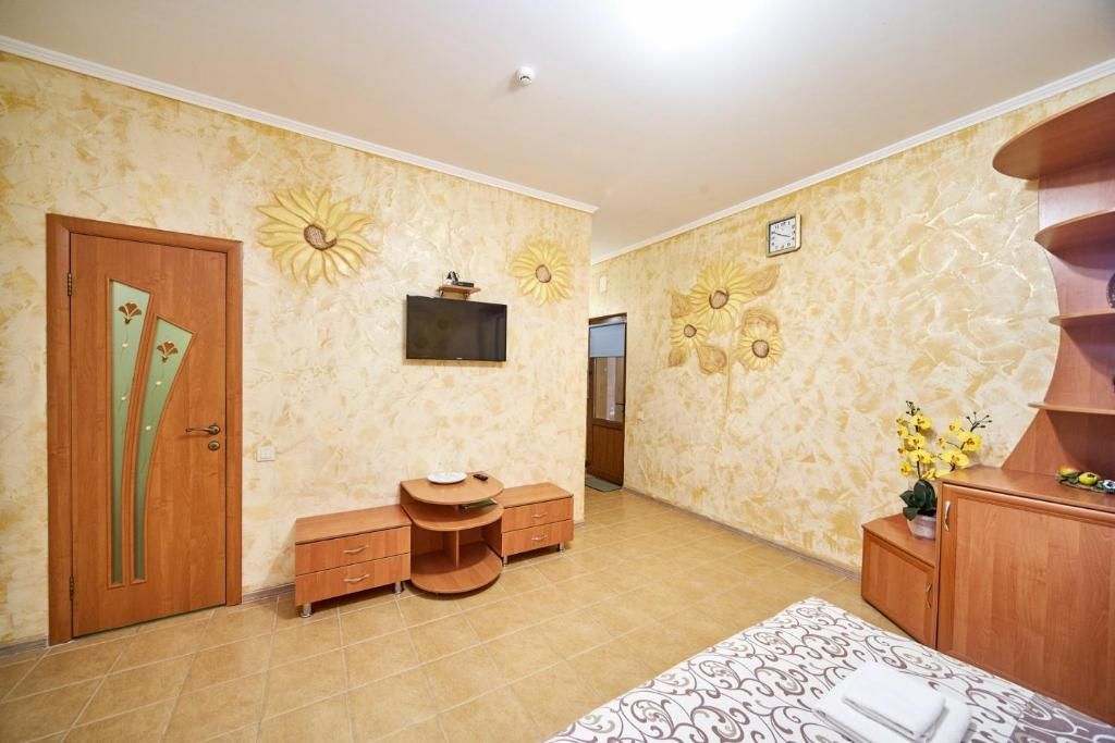 Гостиница Lev Hotel Заозёрное