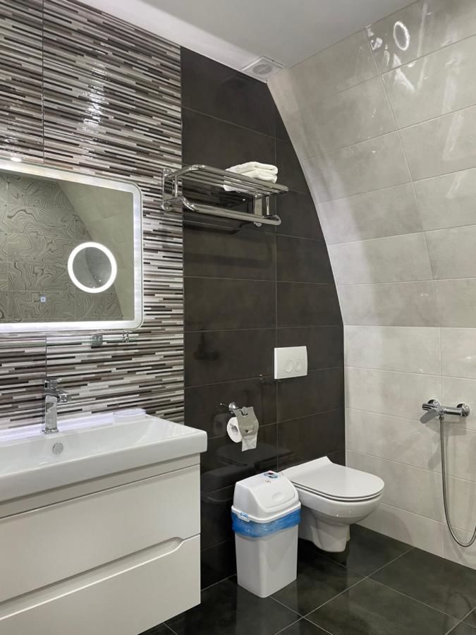 Гостиница Lev Hotel Заозёрное-17