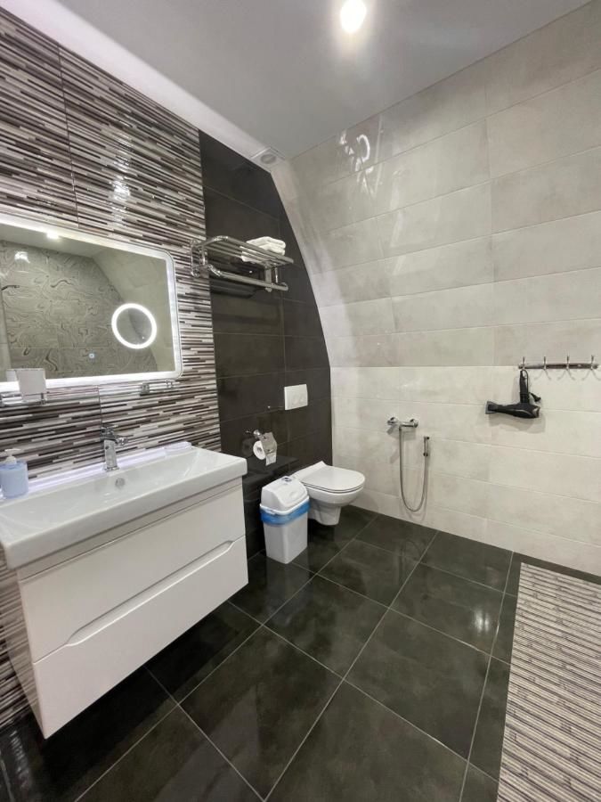 Гостиница Lev Hotel Заозёрное-18